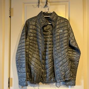 The North Face “Thermoball” Infused Women’s Lightweight puffer, small squares